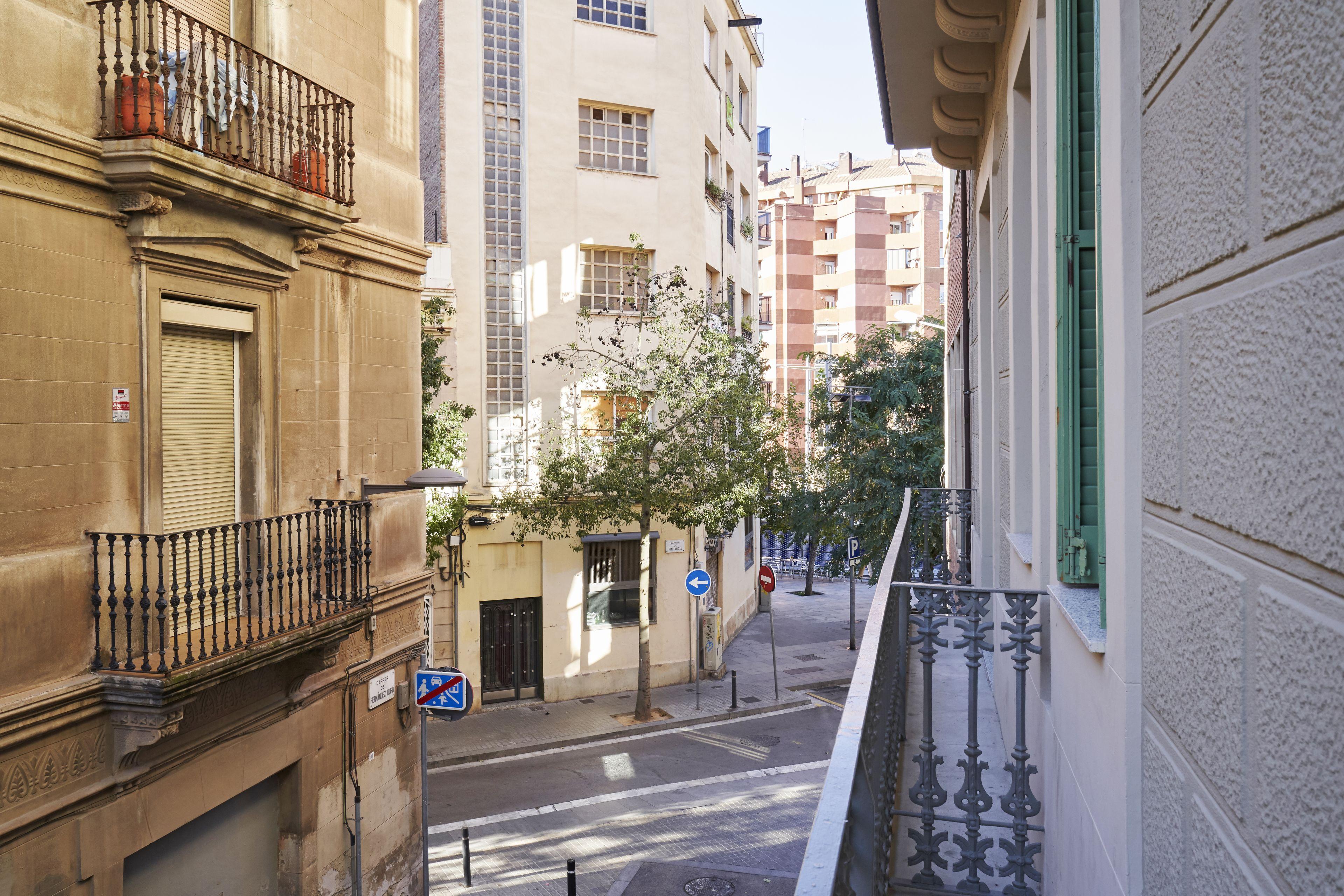 Barcelona Sants Station Apartments — Photos 1